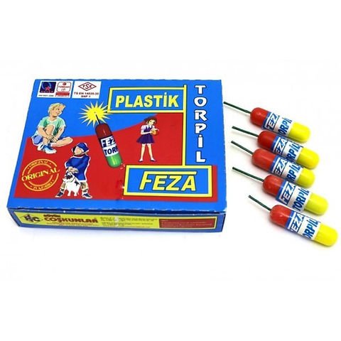 Renkli kağıtlarla Feza Torpil